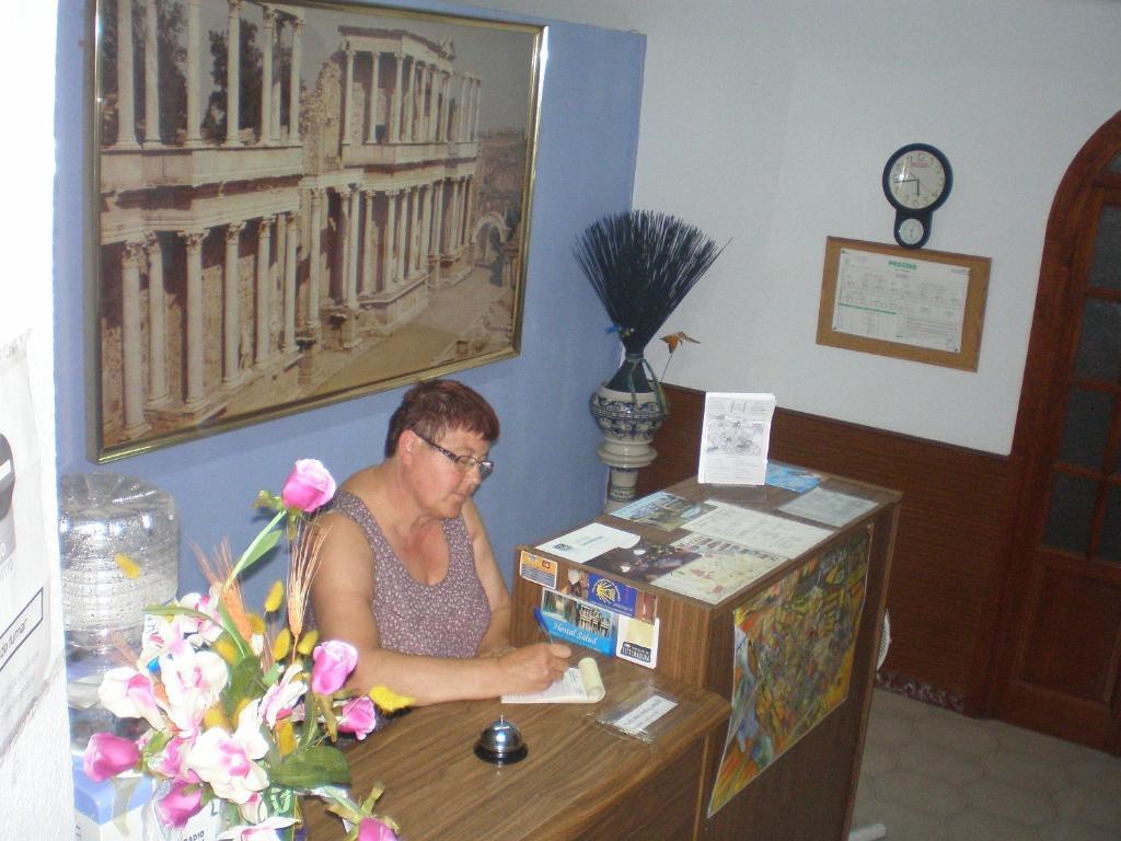 Hostal Salud Mérida Esterno foto