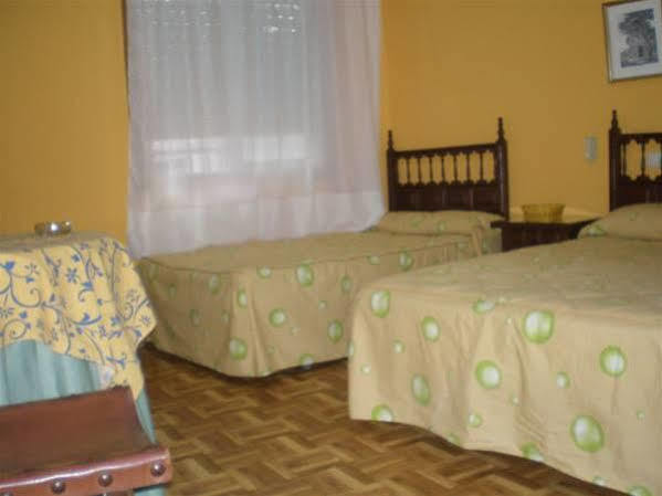 Hostal Salud Mérida Esterno foto